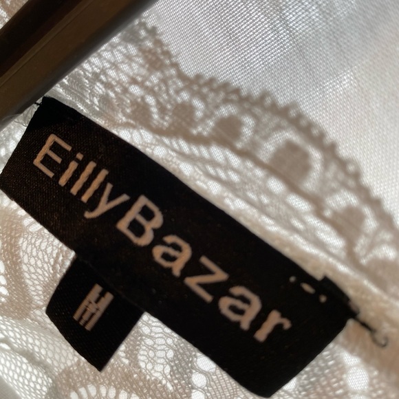 Little White Dress - Picture 3 of 3